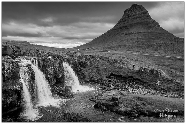 Kirkjufellsfoss et mont Kirkjufell