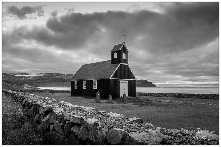 Saurbaejarkirkja - Raudasandur