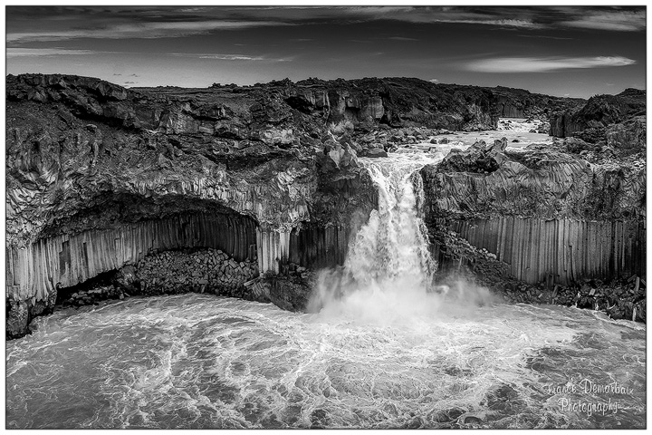 Cascade Aldeyjarfoss