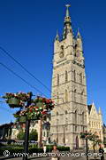 vue de la tour du Beffroi adossé à la Halle aux Draps de Gand
