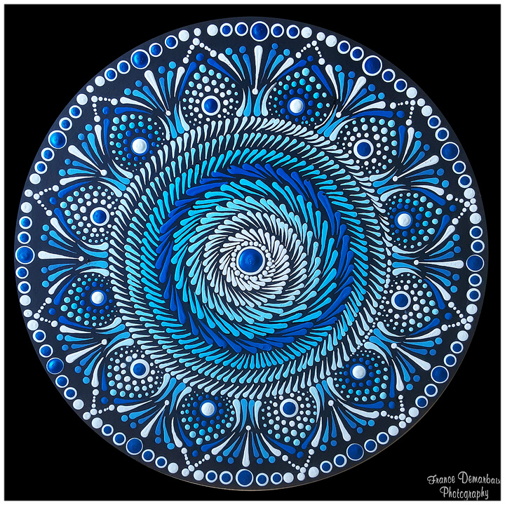 DOT MANDALA 21 - carton 30cm diam