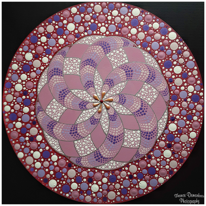 DOT MANDALA 57 - bois 30cm diam