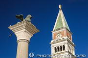 Le lion de Saint Marc et le campanile sont deux symboles de Venise.