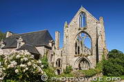L'abbaye de Beauport située à Paimpol dans les Côtes-d'Armor est classée Monument historique depuis 1862.