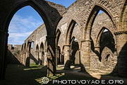 L'abbaye Saint-Mathieu de Fine-Terre était une abbaye bretonne dont les 
ruines sont situées au pied du phare de la pointe Saint-Mathieu dans le 
Finistère.