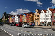 Maisons en bois bordant Bryggen, le quartier moyenâgeux de Bergen ou vivaient les marchands de la Hanse.