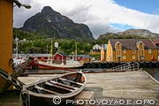 Barque sur le quai de Nusfjord